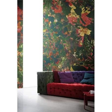 Carta da parati nei toni del verde, rosso e giallo Flower Power di London Art