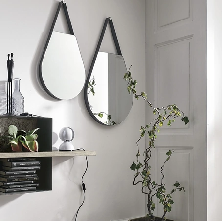 Specchiere moderne Drops con struttura in metallo di Target Point
