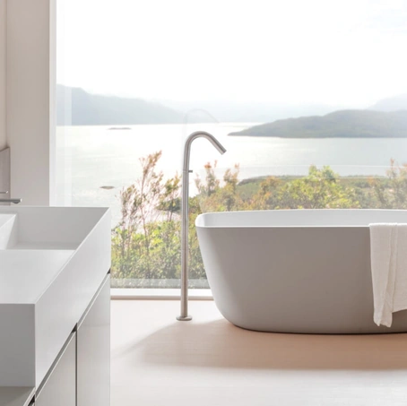 Vasca da bagno freestanding Victoria di Arcom
