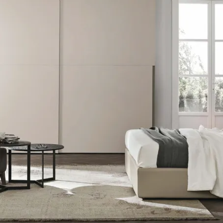 Letto Dafne in ecopelle con contenitore di Tomasella